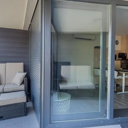 Moments - Pearl Apartment *