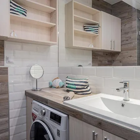 Moments - Pearl Apartment